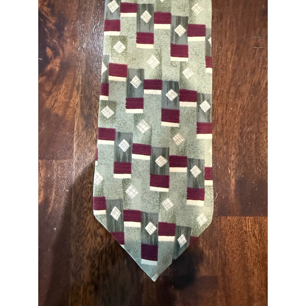 Croft & Barrow Mens Silk Tie Geometric Green Burgundy Italy Fabric 2166